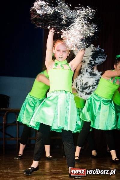 Zdjęcie w galerii na portalu naszraciborz.pl: Kiermasz świąteczny w MOK Krzanowice wiadomości z regionu