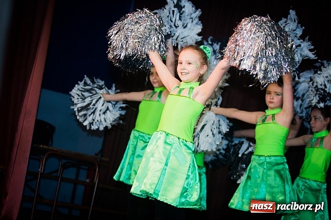 Zdjęcie w galerii na portalu naszraciborz.pl: Kiermasz świąteczny w MOK Krzanowice wiadomości z regionu