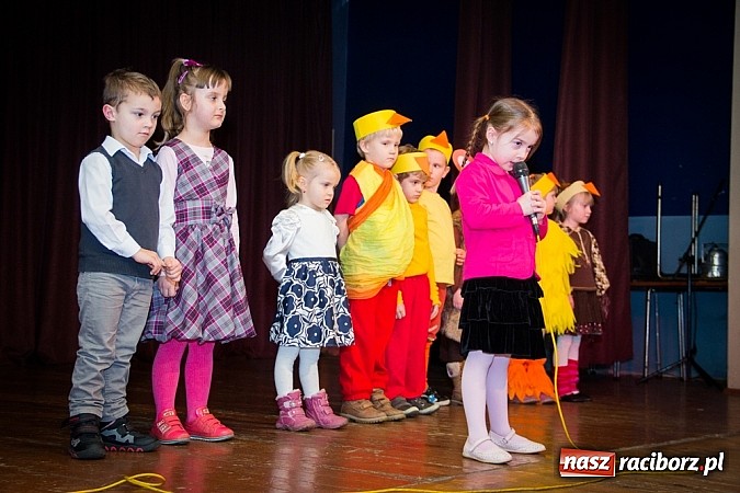 Zdjęcie w galerii na portalu naszraciborz.pl: Kiermasz świąteczny w MOK Krzanowice wiadomości z regionu