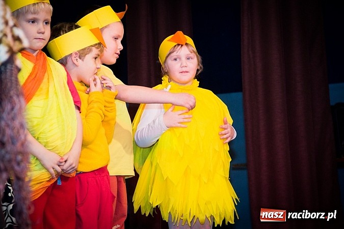 Zdjęcie w galerii na portalu naszraciborz.pl: Kiermasz świąteczny w MOK Krzanowice wiadomości z regionu