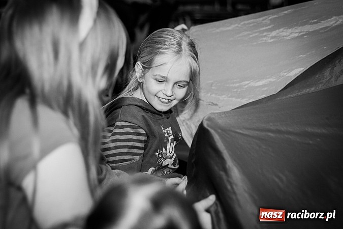 Zdjęcie w galerii na portalu naszraciborz.pl: Kiermasz świąteczny w MOK Krzanowice wiadomości z regionu