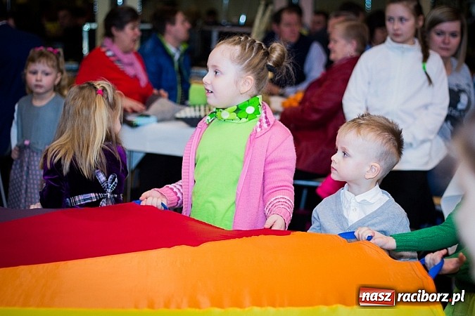 Zdjęcie w galerii na portalu naszraciborz.pl: Kiermasz świąteczny w MOK Krzanowice wiadomości z regionu