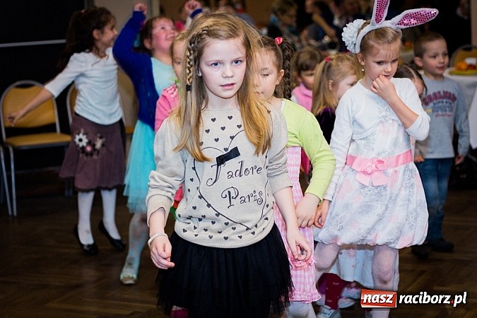 Zdjęcie w galerii na portalu naszraciborz.pl: Kiermasz świąteczny w MOK Krzanowice wiadomości z regionu