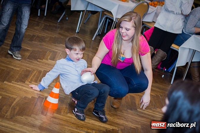Zdjęcie w galerii na portalu naszraciborz.pl: Kiermasz świąteczny w MOK Krzanowice wiadomości z regionu