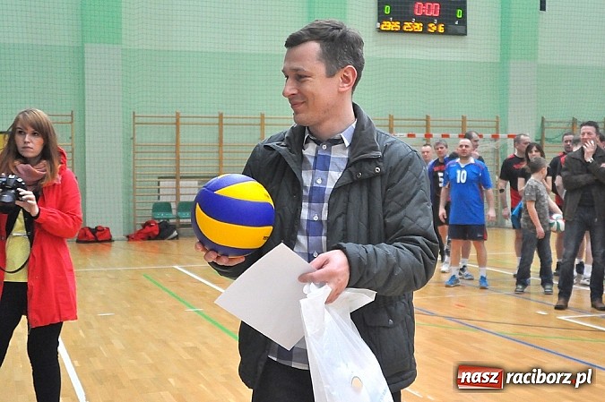 Zdjęcie w galerii na portalu naszraciborz.pl: Turniej zakładów pracy za nami. W finale Rafako lepsze od SGL wiadomości z regionu