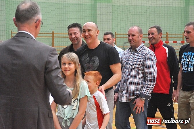 Zdjęcie w galerii na portalu naszraciborz.pl: Turniej zakładów pracy za nami. W finale Rafako lepsze od SGL wiadomości z regionu