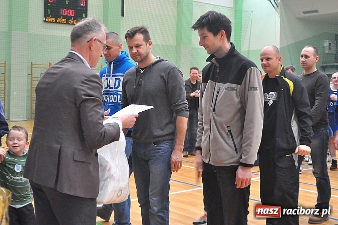 Zdjęcie w galerii na portalu naszraciborz.pl: Turniej zakładów pracy za nami. W finale Rafako lepsze od SGL wiadomości z regionu