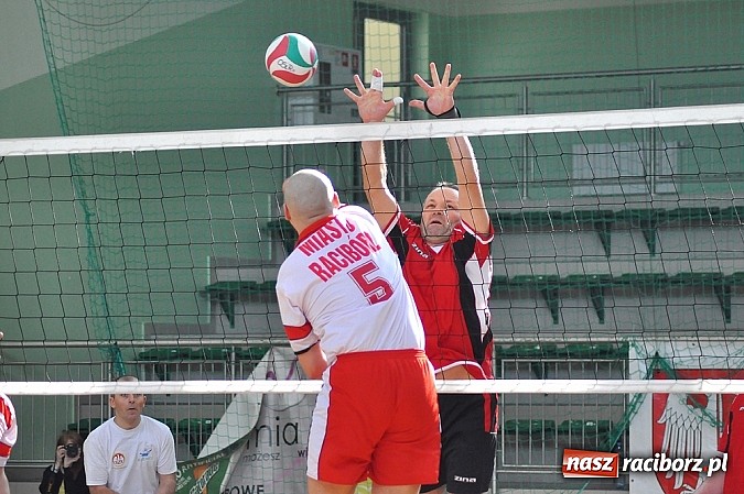 Zdjęcie w galerii na portalu naszraciborz.pl: Turniej zakładów pracy za nami. W finale Rafako lepsze od SGL wiadomości z regionu