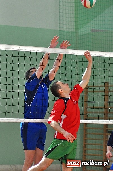 Zdjęcie w galerii na portalu naszraciborz.pl: Turniej zakładów pracy za nami. W finale Rafako lepsze od SGL wiadomości z regionu