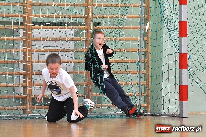 Zdjęcie w galerii na portalu naszraciborz.pl: Turniej zakładów pracy za nami. W finale Rafako lepsze od SGL wiadomości z regionu