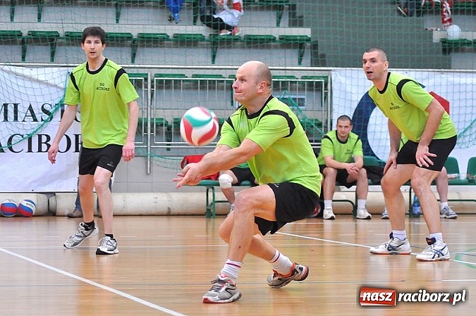 Zdjęcie w galerii na portalu naszraciborz.pl: Turniej zakładów pracy za nami. W finale Rafako lepsze od SGL wiadomości z regionu