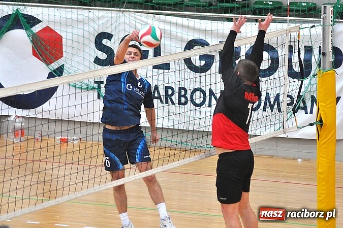 Zdjęcie w galerii na portalu naszraciborz.pl: Turniej zakładów pracy za nami. W finale Rafako lepsze od SGL wiadomości z regionu