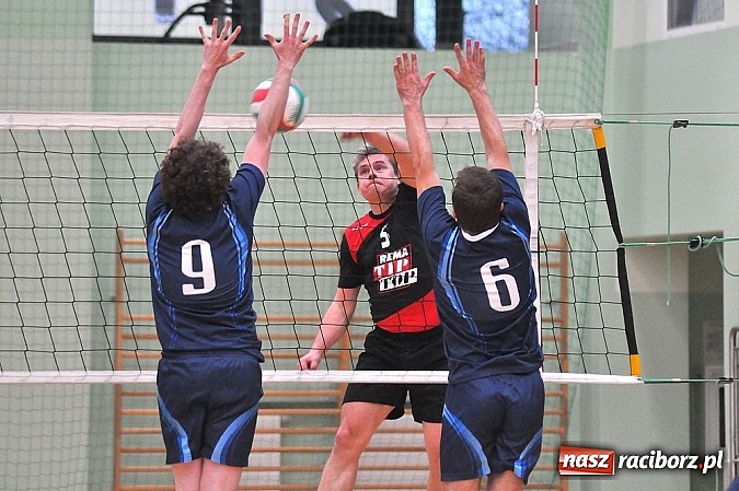 Zdjęcie w galerii na portalu naszraciborz.pl: Turniej zakładów pracy za nami. W finale Rafako lepsze od SGL wiadomości z regionu