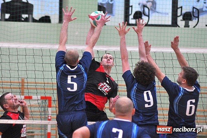 Zdjęcie w galerii na portalu naszraciborz.pl: Turniej zakładów pracy za nami. W finale Rafako lepsze od SGL wiadomości z regionu