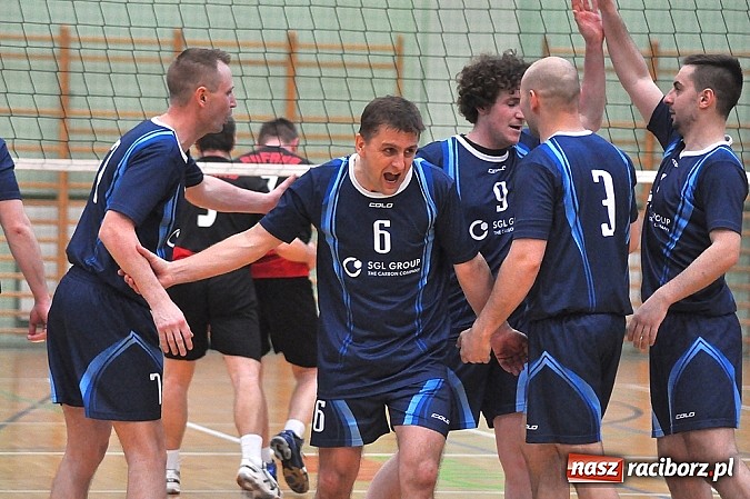 Zdjęcie w galerii na portalu naszraciborz.pl: Turniej zakładów pracy za nami. W finale Rafako lepsze od SGL wiadomości z regionu