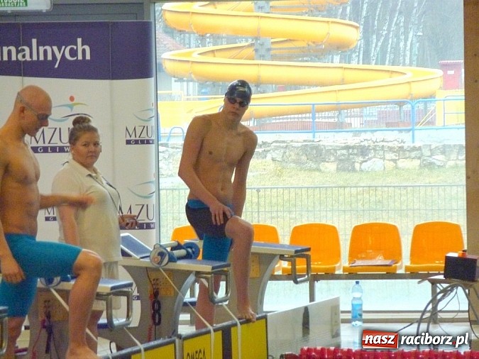 Zdjęcie w galerii na portalu naszraciborz.pl: Pływanie: sześć medali Oli Tomali wiadomości z regionu