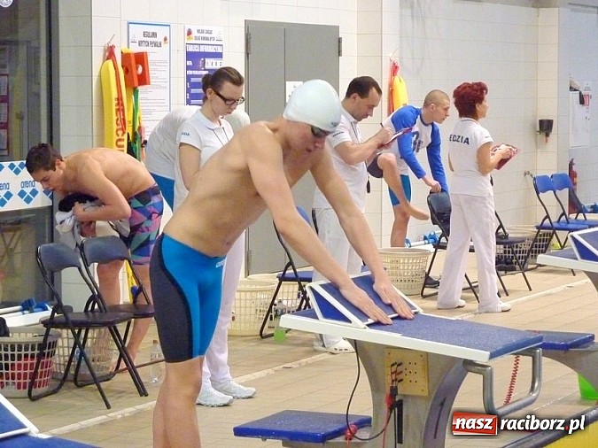 Zdjęcie w galerii na portalu naszraciborz.pl: Pływanie: sześć medali Oli Tomali wiadomości z regionu