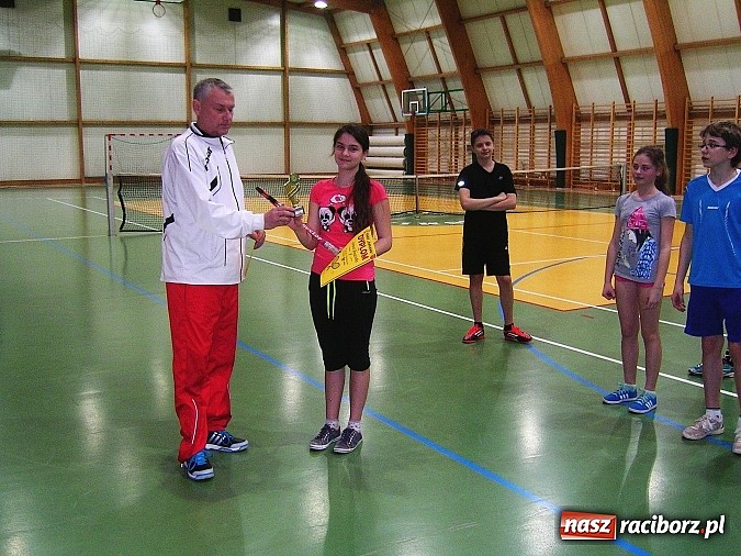 Zdjęcie w galerii na portalu naszraciborz.pl: Rozgrywki tenisa z okazji Dnia Kobiet  wiadomości z regionu