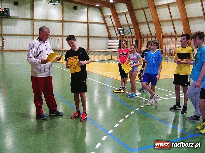 Zdjęcie w galerii na portalu naszraciborz.pl: Rozgrywki tenisa z okazji Dnia Kobiet  wiadomości z regionu