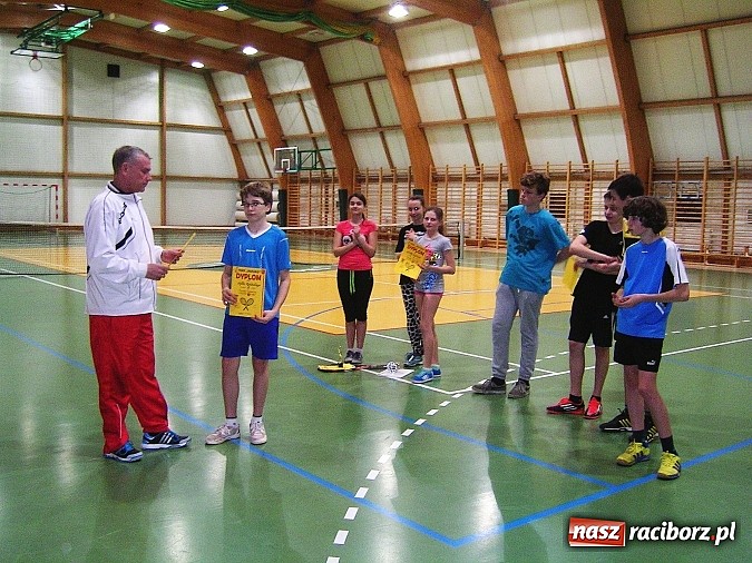 Zdjęcie w galerii na portalu naszraciborz.pl: Rozgrywki tenisa z okazji Dnia Kobiet  wiadomości z regionu