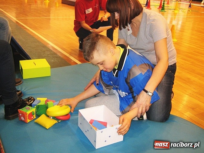 Zdjęcie w galerii na portalu naszraciborz.pl: Uczniowie Zespołu Szkół Specjalnych w Raciborzu na XV Dniu Treningowym MATP w Zabrzu  wiadomości z regionu