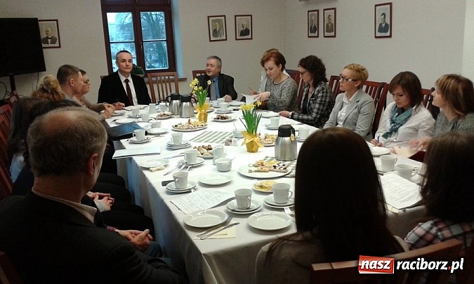 Zdjęcie w galerii na portalu naszraciborz.pl: Jak przeciwdziałać przemocy w rodzinie  wiadomości z regionu