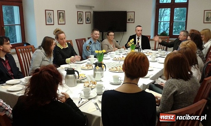 Zdjęcie w galerii na portalu naszraciborz.pl: Jak przeciwdziałać przemocy w rodzinie  wiadomości z regionu