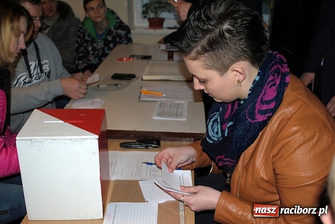 Zdjęcie w galerii na portalu naszraciborz.pl: Rekordowa frekwencja na wyborach sołeckich w Ściborzycach Wielkich  wiadomości z regionu
