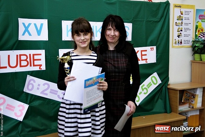 Zdjęcie w galerii na portalu naszraciborz.pl: Trzecioklasiści zmierzyli się z matematyką  wiadomości z regionu