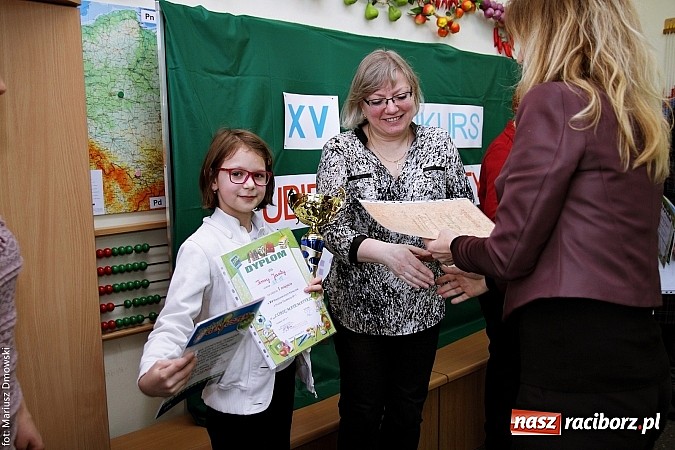 Zdjęcie w galerii na portalu naszraciborz.pl: Trzecioklasiści zmierzyli się z matematyką  wiadomości z regionu