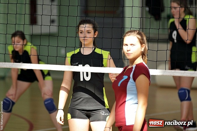 Zdjęcie w galerii na portalu naszraciborz.pl: Rozgrywki gimnazjalistów w siatkówce - sprawdź, kto był najlepszy  wiadomości z regionu