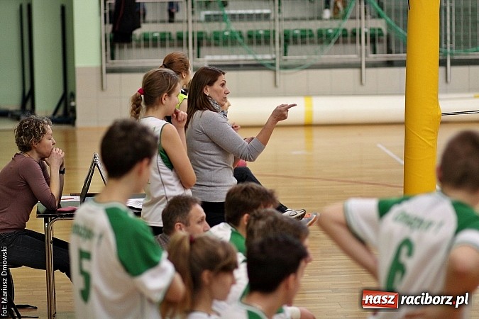 Zdjęcie w galerii na portalu naszraciborz.pl: Rozgrywki gimnazjalistów w siatkówce - sprawdź, kto był najlepszy  wiadomości z regionu