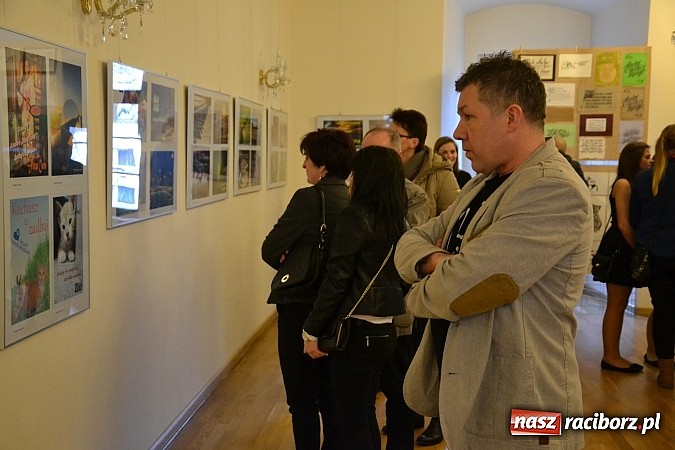 Zdjęcie w galerii na portalu naszraciborz.pl: -70% od ceny regulowanej - wernisaż ZSE na zamku wiadomości z regionu