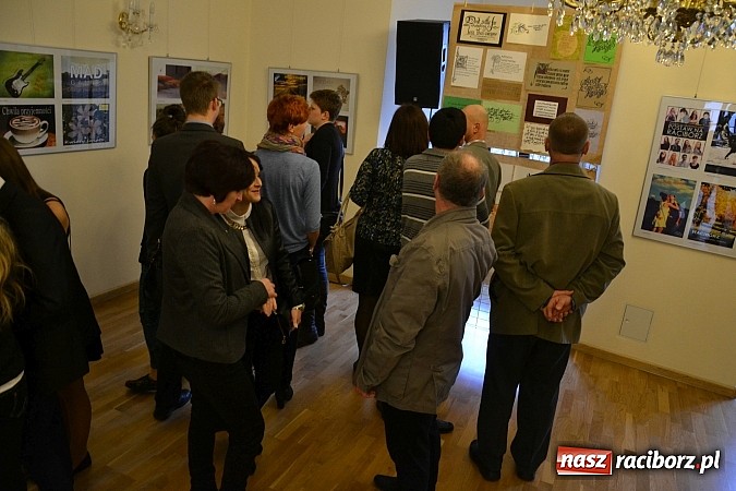 Zdjęcie w galerii na portalu naszraciborz.pl: -70% od ceny regulowanej - wernisaż ZSE na zamku wiadomości z regionu