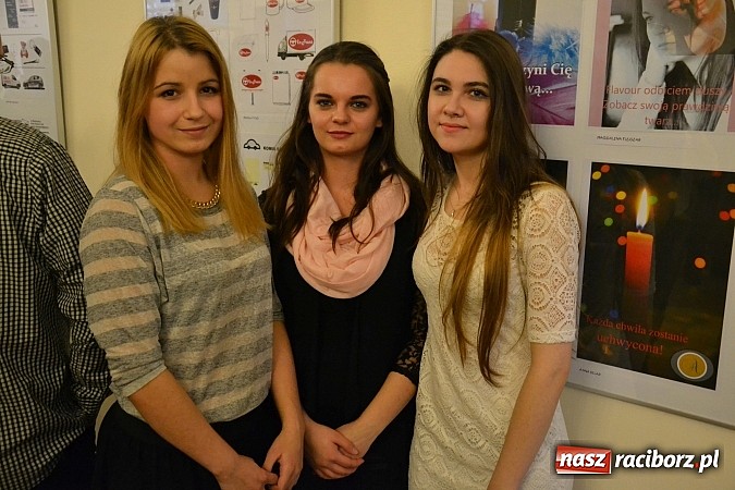 Zdjęcie w galerii na portalu naszraciborz.pl: -70% od ceny regulowanej - wernisaż ZSE na zamku wiadomości z regionu