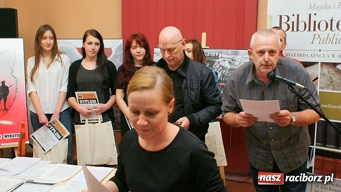 Zdjęcie w galerii na portalu naszraciborz.pl: Narodowy Dzień Pamięci Żołnierzy Wyklętych - spotkanie z Leszkiem Żebrowskim wiadomości z regionu