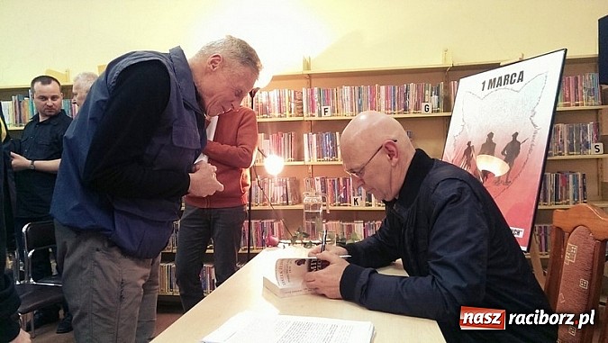 Zdjęcie w galerii na portalu naszraciborz.pl: Narodowy Dzień Pamięci Żołnierzy Wyklętych - spotkanie z Leszkiem Żebrowskim wiadomości z regionu