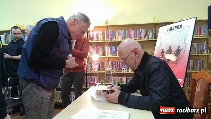 Zdjęcie w galerii na portalu naszraciborz.pl: Narodowy Dzień Pamięci Żołnierzy Wyklętych - spotkanie z Leszkiem Żebrowskim wiadomości z regionu