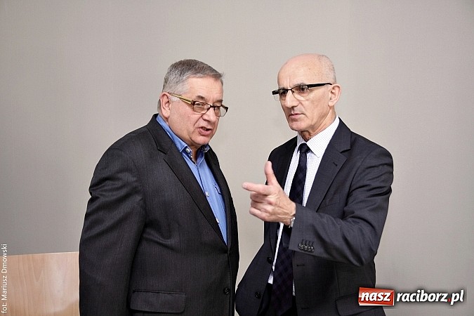 Zdjęcie w galerii na portalu naszraciborz.pl: RIG rozdzielił pieniądze zebrane podczas Gwiazdki Serc wiadomości z regionu