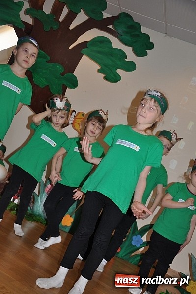 Zdjęcie w galerii na portalu naszraciborz.pl: Rodzina Zastępcza - zagrożenia, wsparcie, satysfakcja - konferencja na zamku wiadomości z regionu