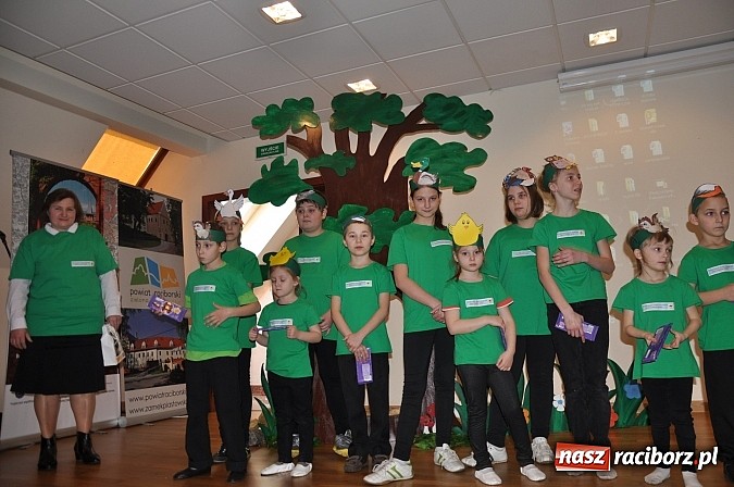 Zdjęcie w galerii na portalu naszraciborz.pl: Rodzina Zastępcza - zagrożenia, wsparcie, satysfakcja - konferencja na zamku wiadomości z regionu