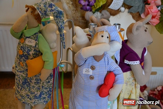 Zdjęcie w galerii na portalu naszraciborz.pl: Rodzina Zastępcza - zagrożenia, wsparcie, satysfakcja - konferencja na zamku wiadomości z regionu