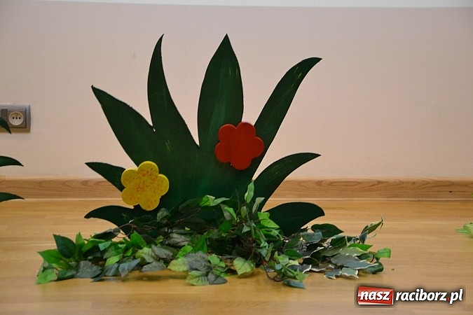 Zdjęcie w galerii na portalu naszraciborz.pl: Rodzina Zastępcza - zagrożenia, wsparcie, satysfakcja - konferencja na zamku wiadomości z regionu