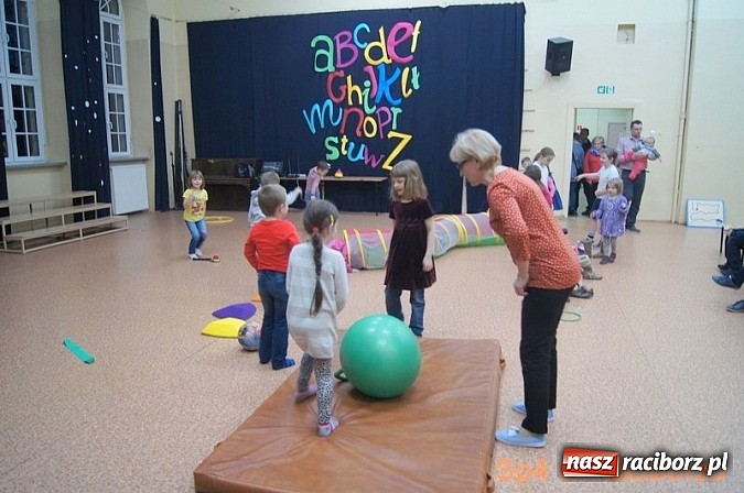Zdjęcie w galerii na portalu naszraciborz.pl: Smakowity dzień otwarty w SP 4 wiadomości z regionu