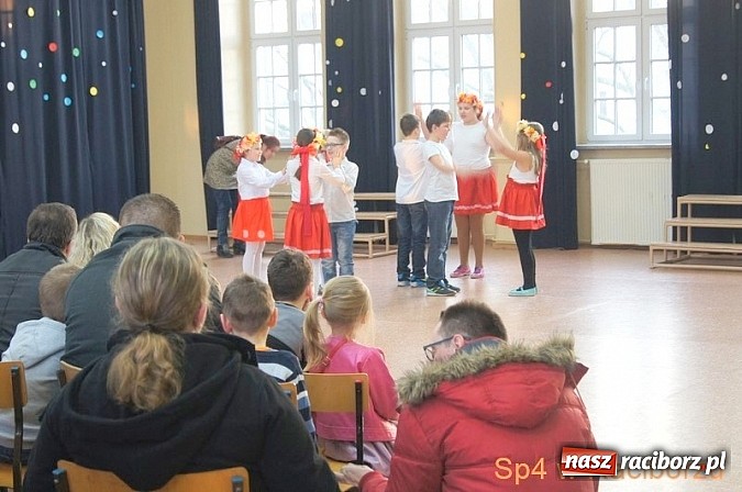 Zdjęcie w galerii na portalu naszraciborz.pl: Smakowity dzień otwarty w SP 4 wiadomości z regionu