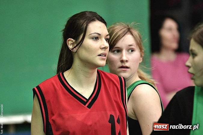 Zdjęcie w galerii na portalu naszraciborz.pl: Dziewczyny z G 1 najlepsze w koszykówce  wiadomości z regionu