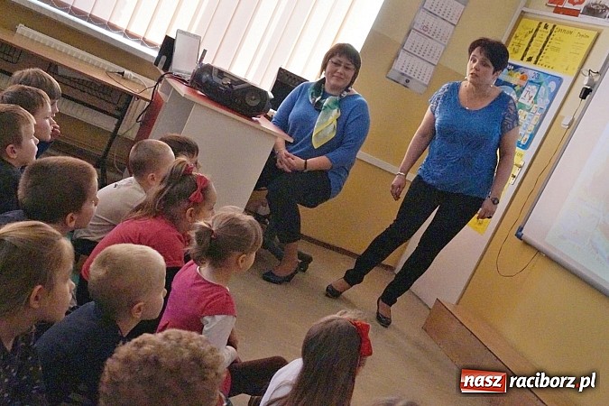 Zdjęcie w galerii na portalu naszraciborz.pl: Kamil chce chodzić do szkoły w Nędzy, bo marzy o byciu bramkarzem wiadomości z regionu