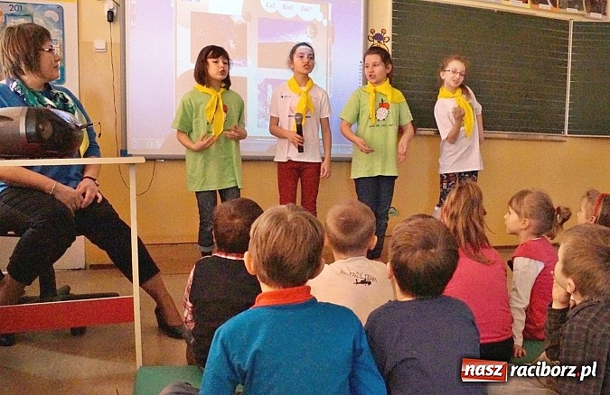 Zdjęcie w galerii na portalu naszraciborz.pl: Kamil chce chodzić do szkoły w Nędzy, bo marzy o byciu bramkarzem wiadomości z regionu