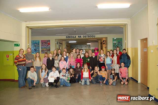 Zdjęcie w galerii na portalu naszraciborz.pl: Zagubieni w przyszłości wiadomości z regionu