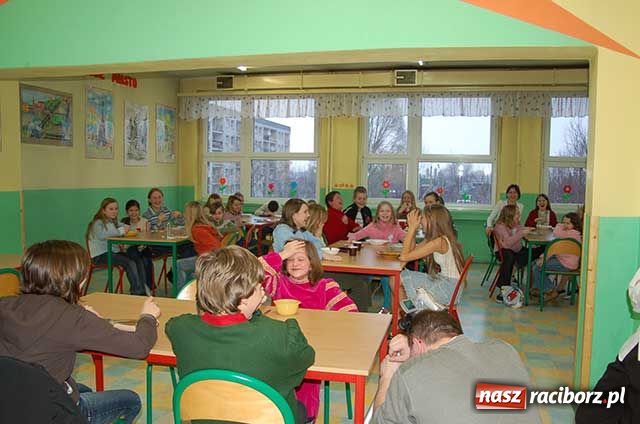 Zdjęcie w galerii na portalu naszraciborz.pl: Zagubieni w przyszłości wiadomości z regionu